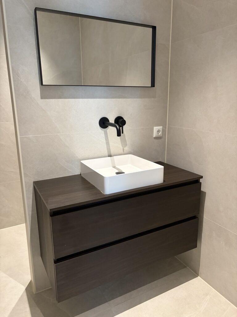 badkamer 1 wastafel